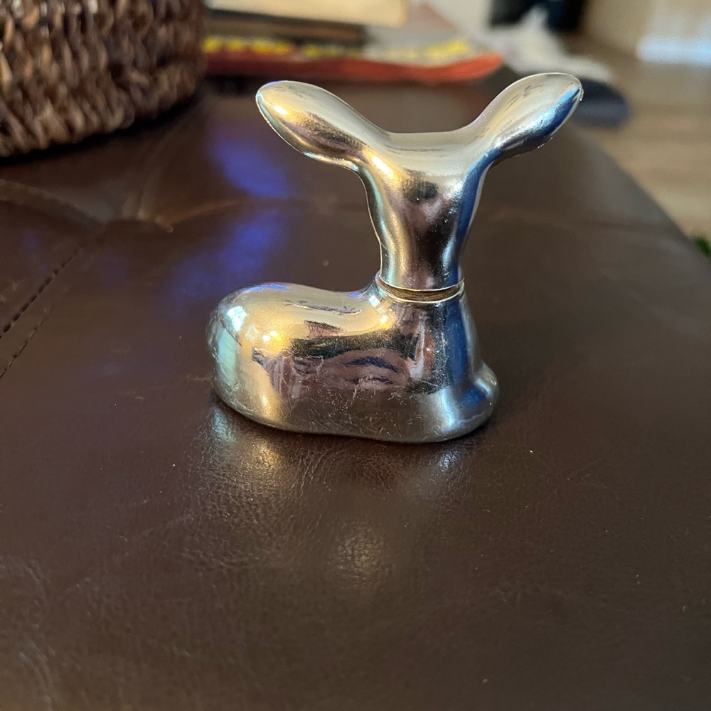 Avon Silver Deer Makeup Holder - Picture 2 of 3